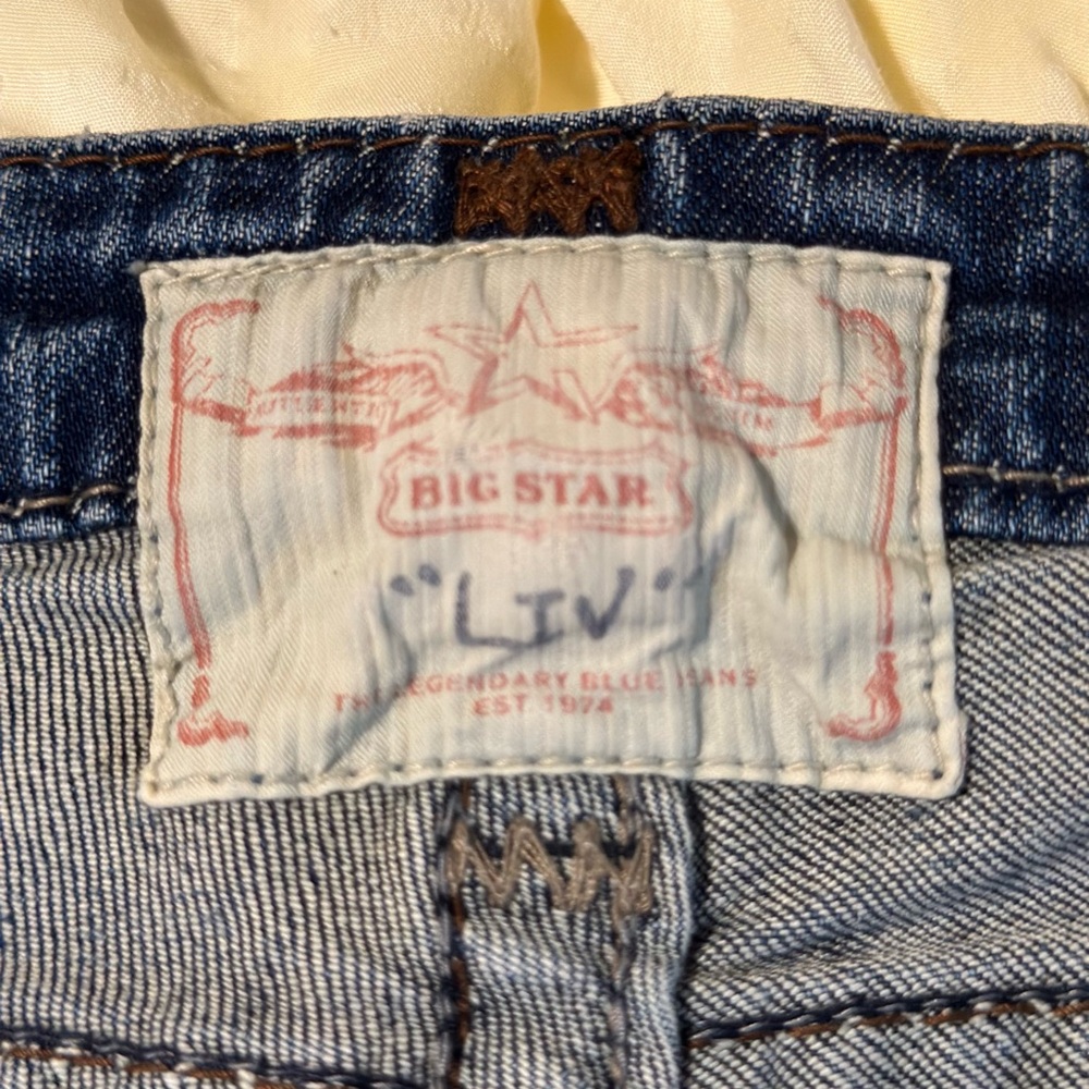 Big Star Women's Distressed Blue Flare Bootcut Jeans 30R 31" Inseam - Picture 2 of 16